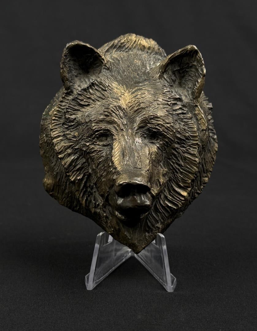 James Kenneth Ralston Bronze Grizzly Bear (1 of 5)