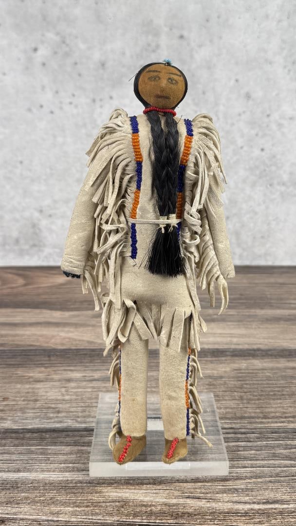 Sioux Native American Indian Beaded Doll (1 of 4)