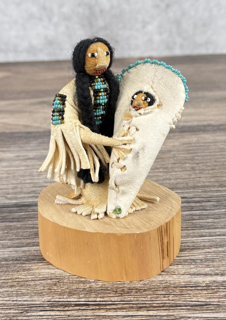 Cecelia Ottogary Native American Shoshone Doll (1 of 6)