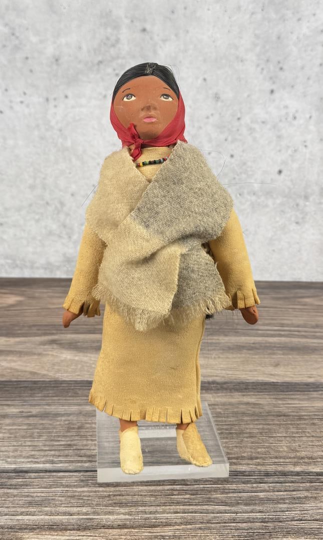 Native American Indian Doll (1 of 5)