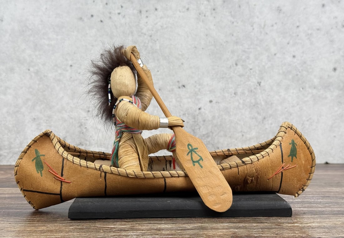 Iroquois Native American Indian Corn Husk Doll (1 of 9)