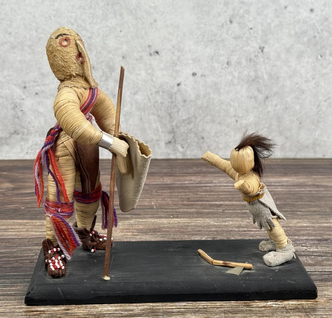 Iroquois Native American Indian Corn Husk Doll (1 of 8)