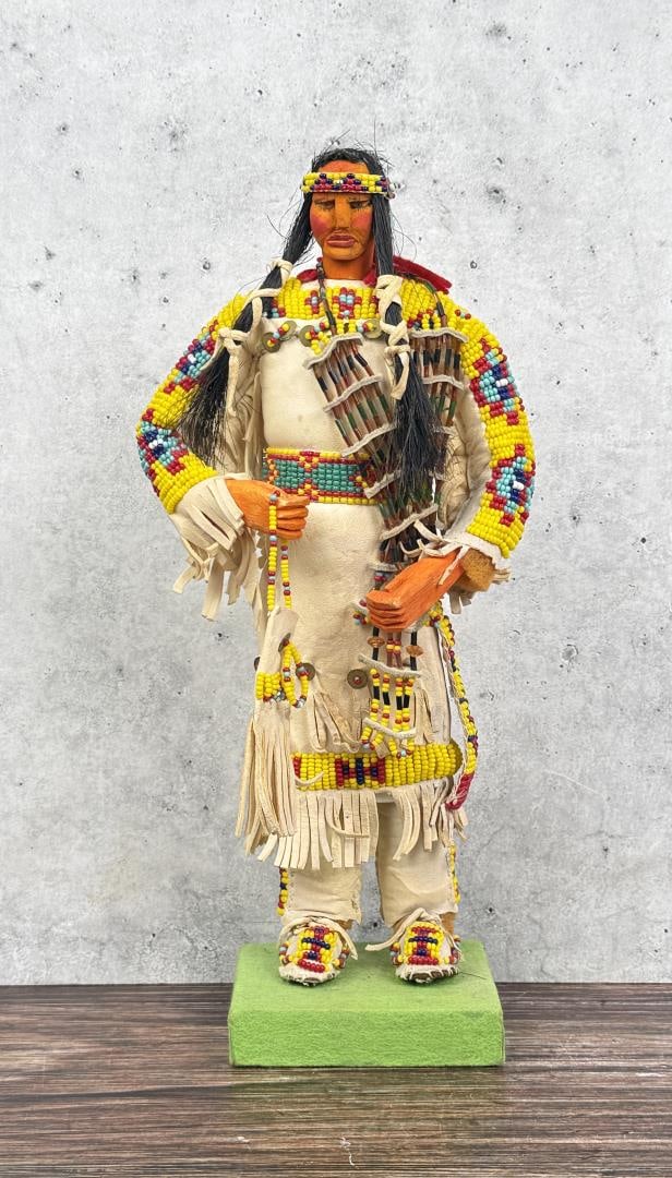 Doug Fast Horse Sioux Indian Buckskin Doll (1 of 8)