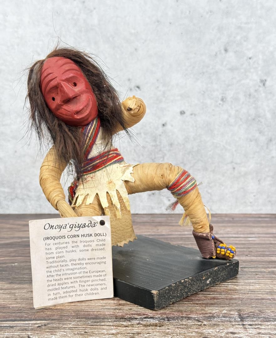 Iroquois American Indian False Face Medicine Doll: Corn husk false twisted face doll. 4 5/8" by 6 1/4".