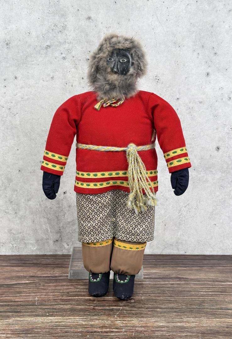 Inuit Eskimo Stone Face Doll: 12" tall. Ex Emily Morrill Collection