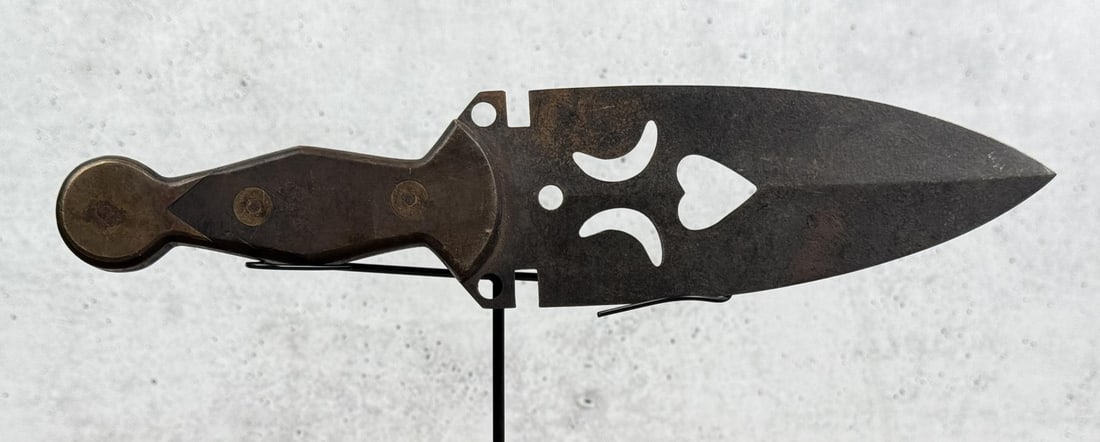 Plains Native American Indian Dag Knife (1 of 5)