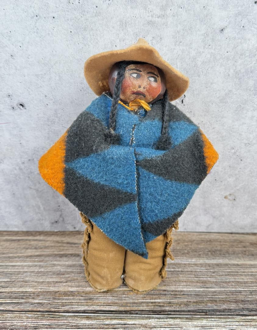 Paiute Warm Springs Indian Souvenir Doll: 7" tall by 4 7/8" wide. Dated 1928, souvenir of the Battle Axe Inn.