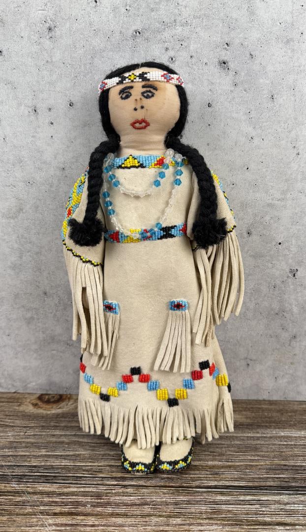 Arapaho Buckskin Native American Indian Doll (1 of 7)