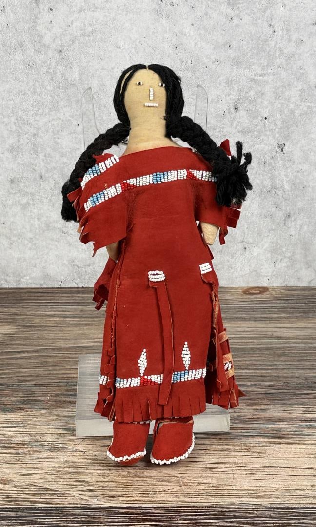 Jicarilla Apache Native American Indian Doll (1 of 5)