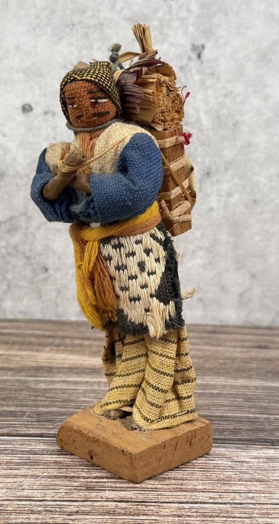 Guatemalan Folk Art Doll (1 of 8)