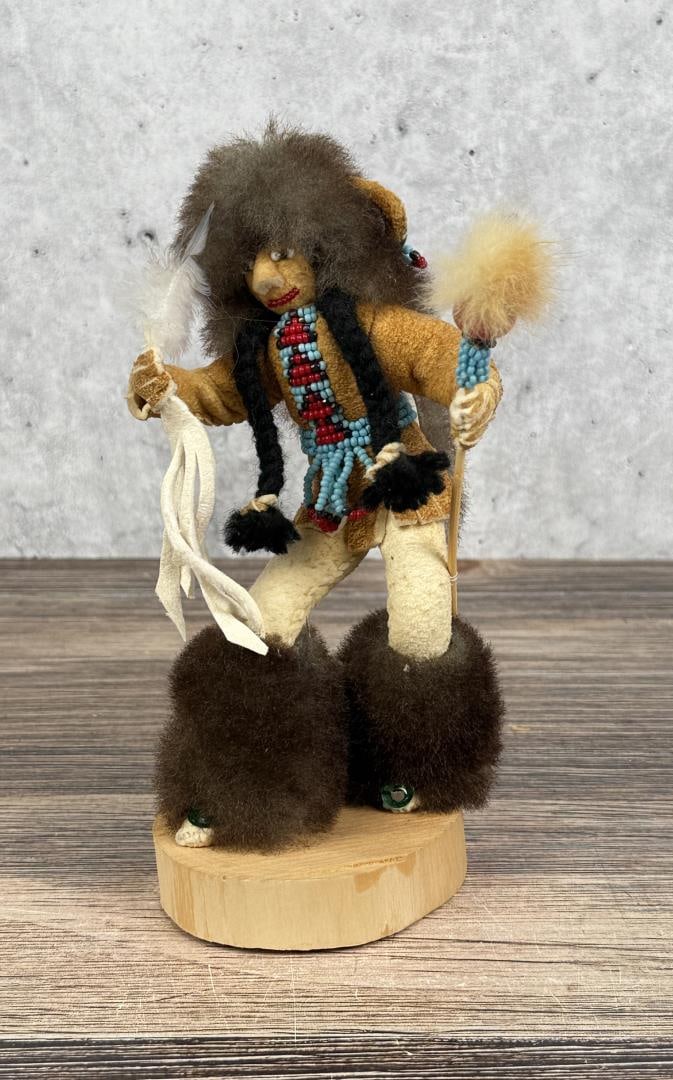 Cecelia Ottogary Native American Shoshone Doll (1 of 4)