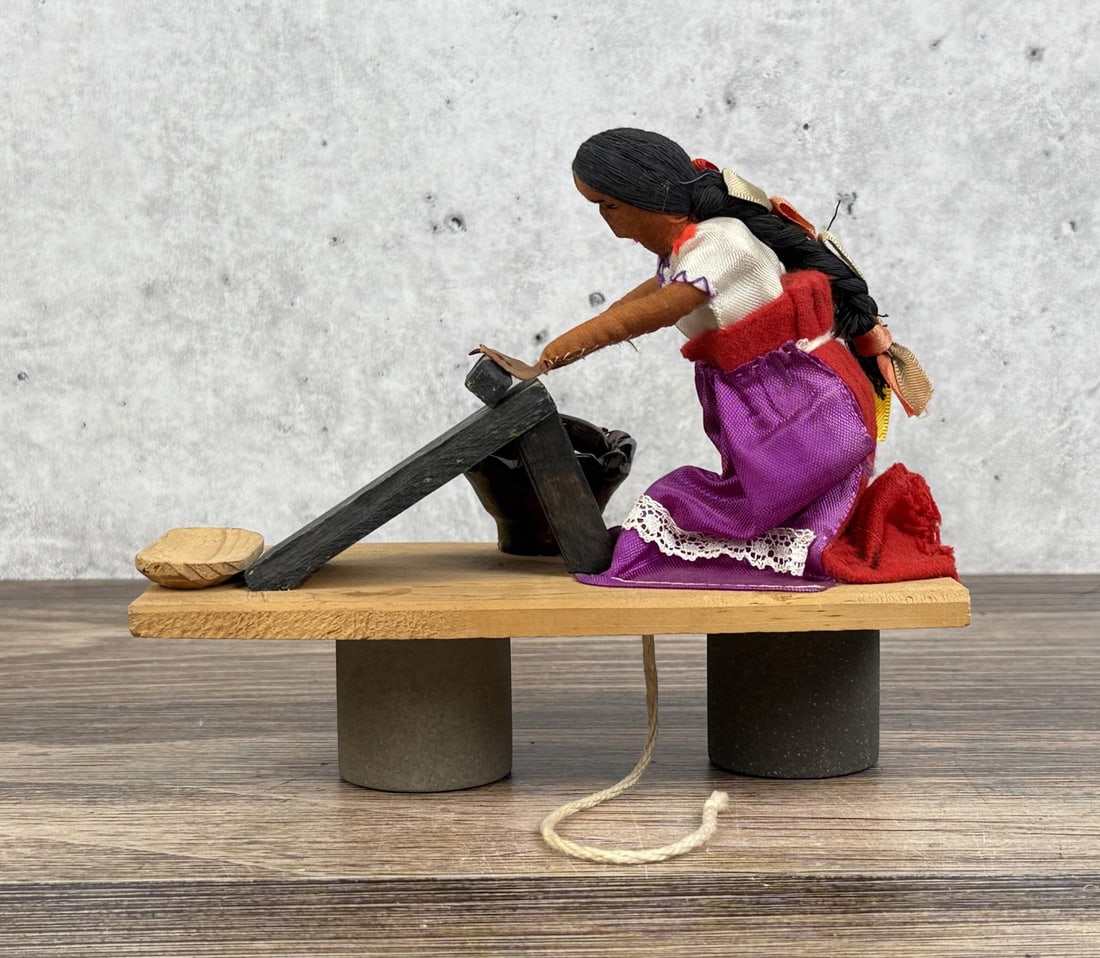 Metate Mexican Pull String Doll - 2