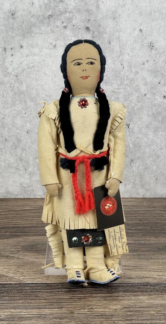 Sara Grimes Wichita Native American Indian Doll (1 of 4)
