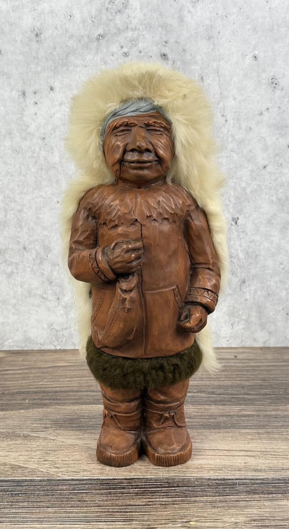 Kiana Alaskan Inuit Eskimo Doll (1 of 4)