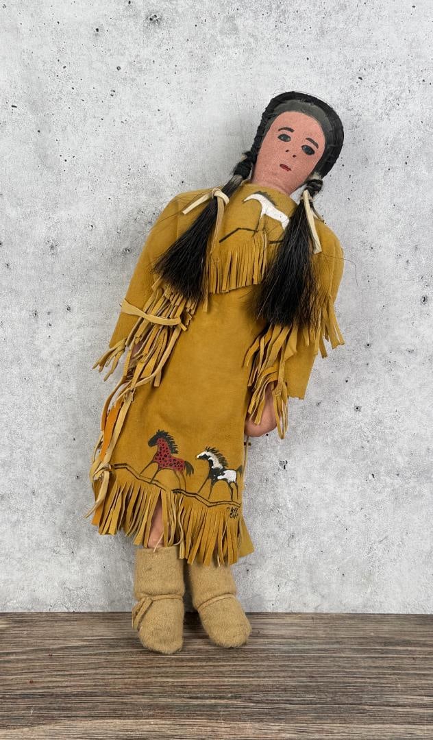 Okee Chee Fort Sill Apache Native American Doll: 18 1/2" tall.