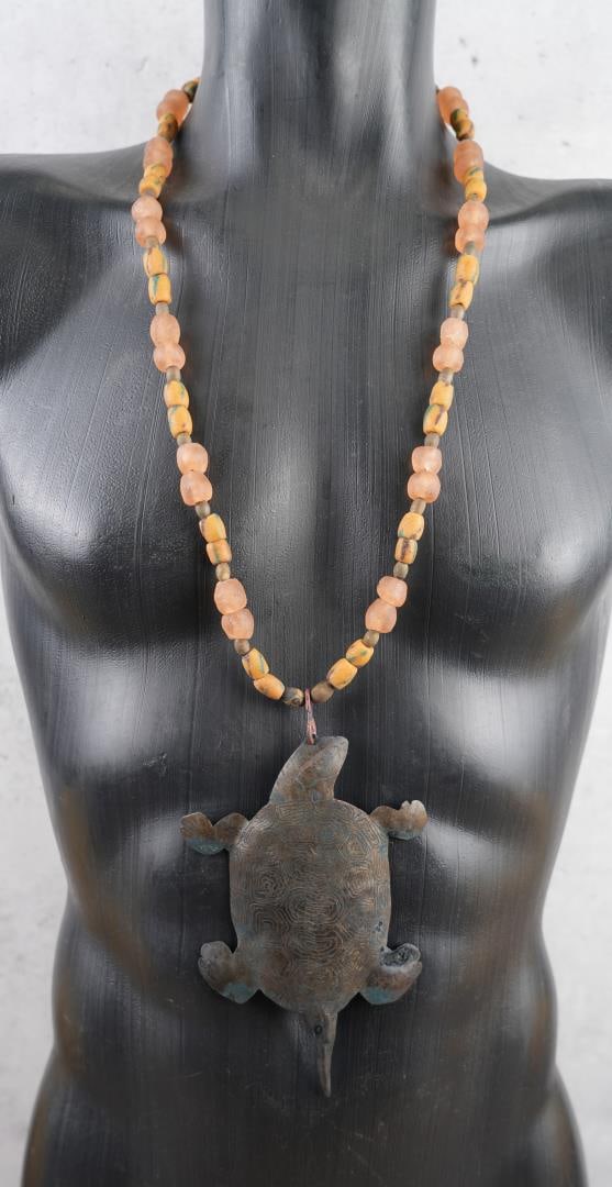 Hudsons Bay Fur Trade Bead Necklace (1 of 4)