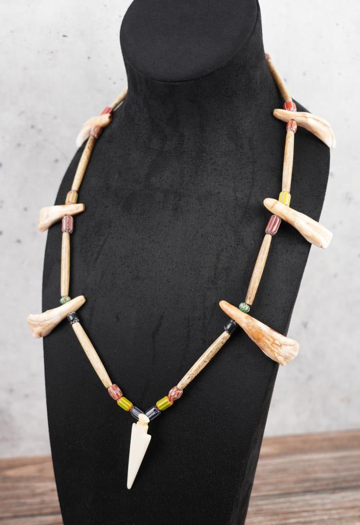 Plains Indian Buffalo Tooth Trade Bead Necklace (1 of 10)