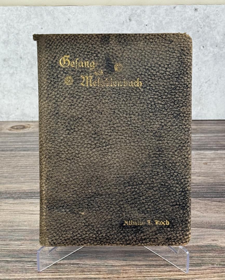 Deutsches Gesang und Melodienbuch: German-language hymn and melody book for the Episcopal Methodist Church, published by The Methodist Book Concern. 1888