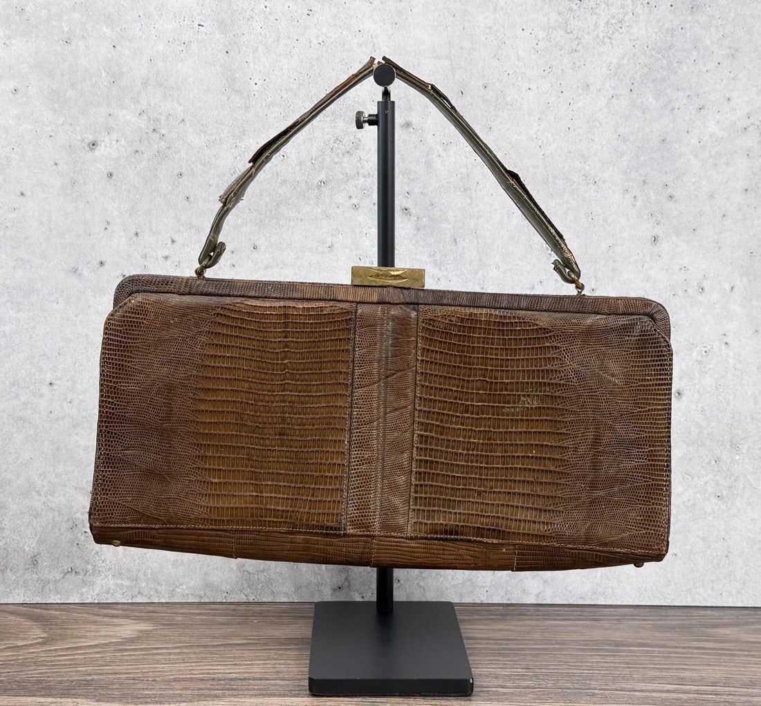 1950s Palizzio Tegu Lizard Skin Handbag: 13 1/2" by 8 1/4" by 2 1/4". Some handle wear.