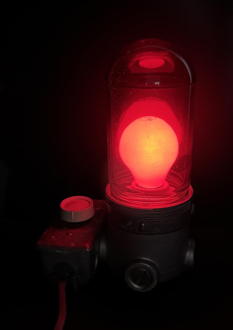 Killark Industrial Explosion Proof Red Light - 11