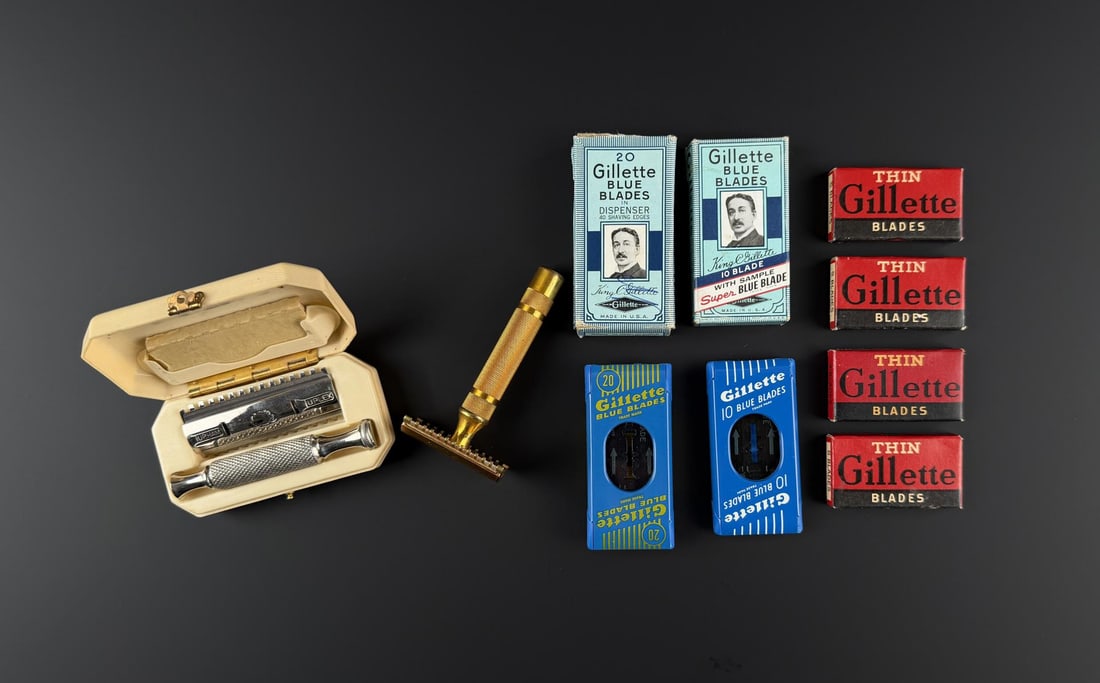 Gillette and Duplex Safety Razors (1 of 10)