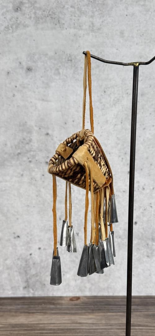 Miniature Apache Indian Burden Basket (1 of 5)