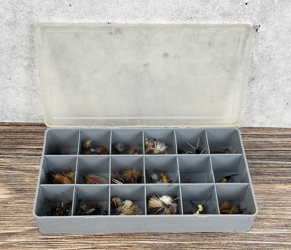 Group of Montana Trout Fishing Flies: 88 total