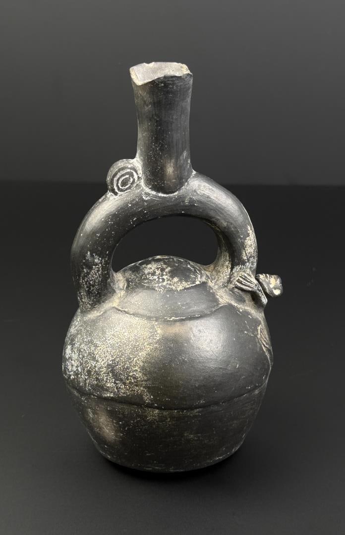 Pre Columbian Pottery Chimu Stirrup Spout Vessel (1 of 6)