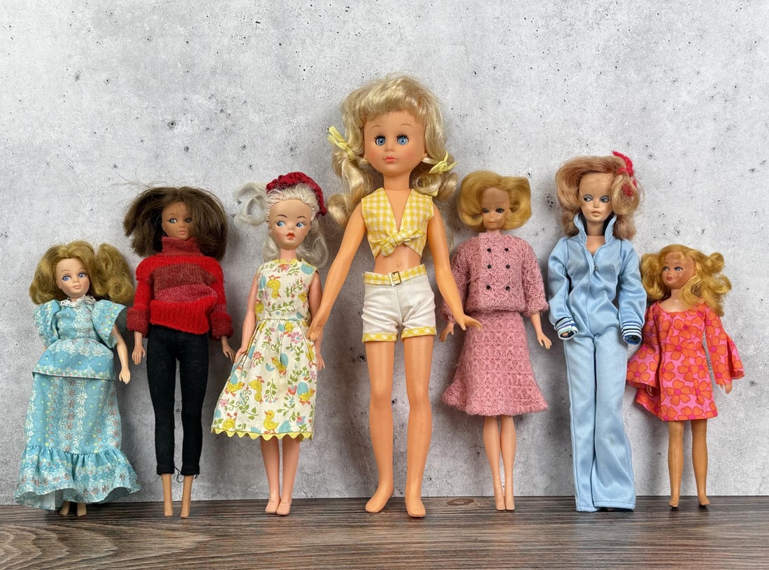 Collection of Assorted Vintage Dolls (1 of 8)