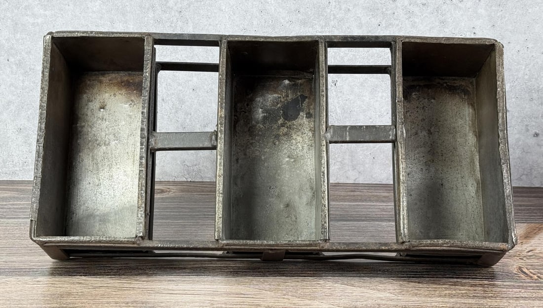 Antique Industrial Katzinger Bread Pan (1 of 4)