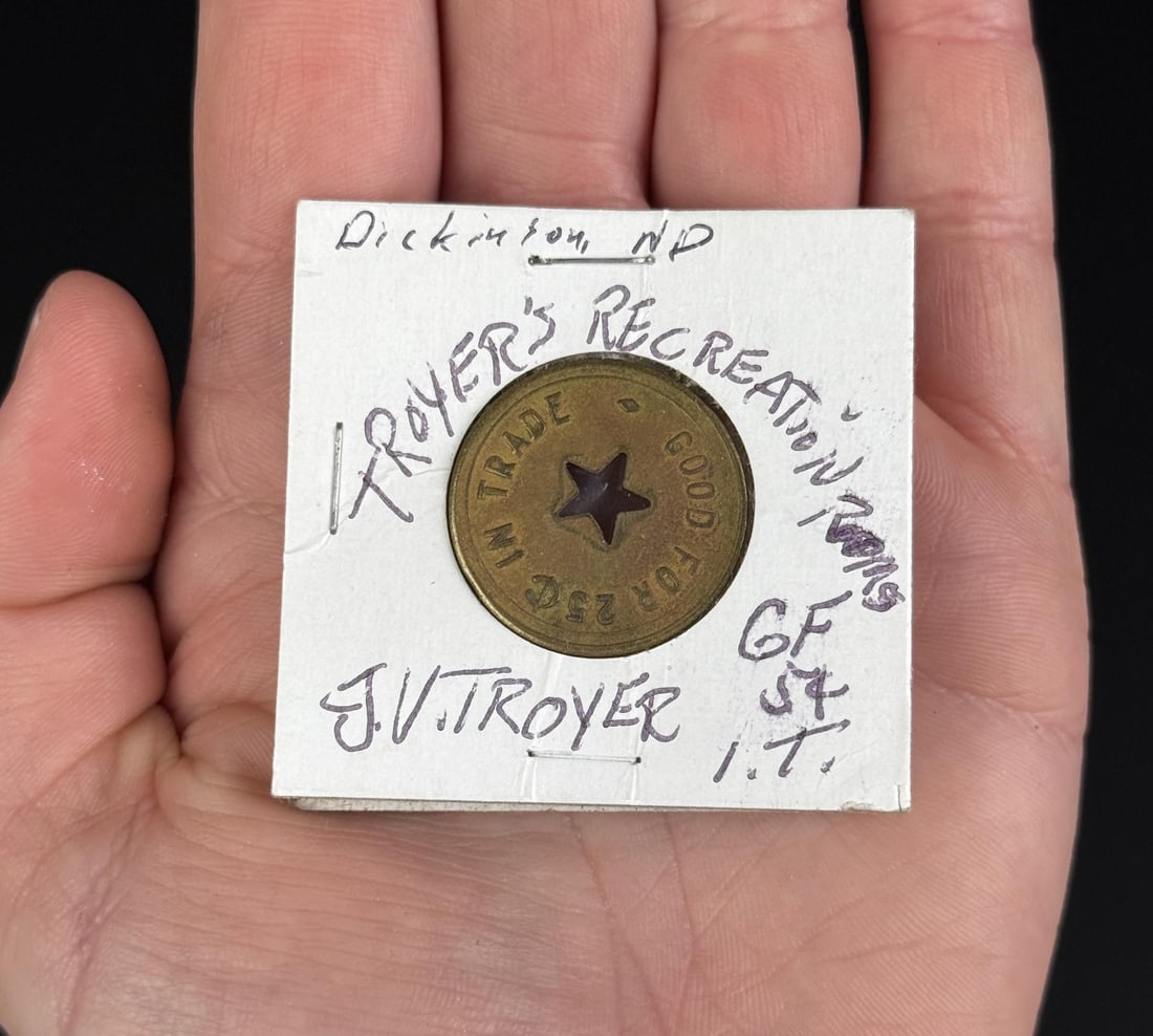 Troyers Recreation Dickinson North Dakota Token: Nice token.