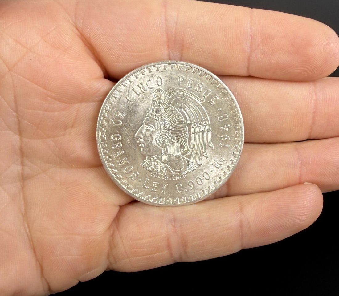 1948 Mexican Cinco Pesos Silver Coin (1 of 3)