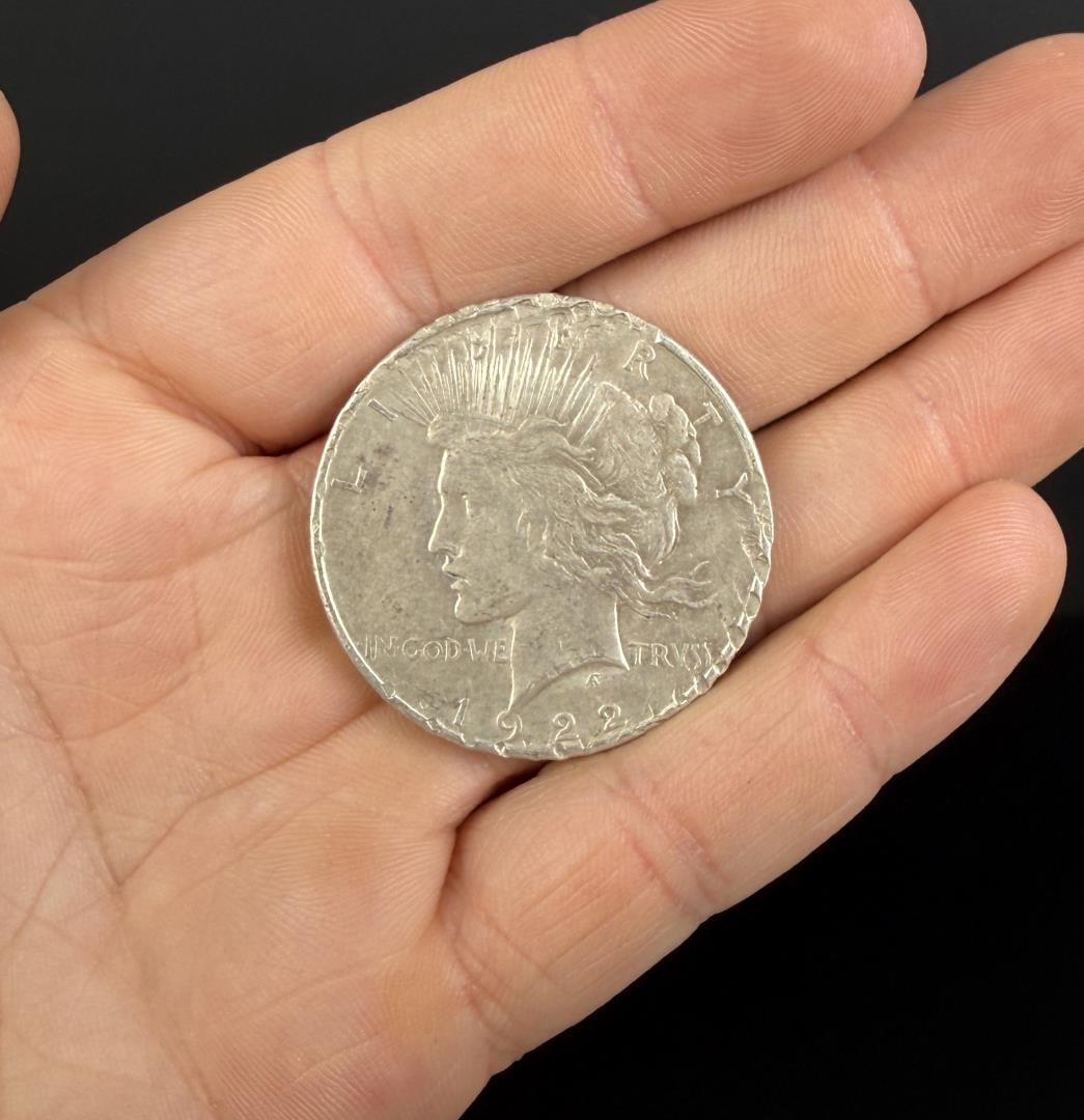1922 P Silver Peace Dollar: Nice example.