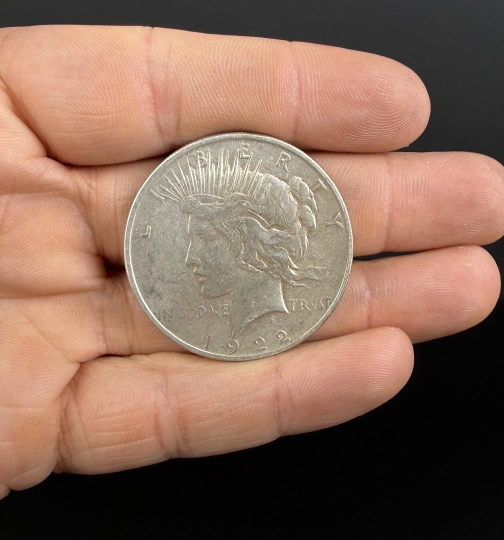 1922 P Silver Peace Dollar: Nice example.