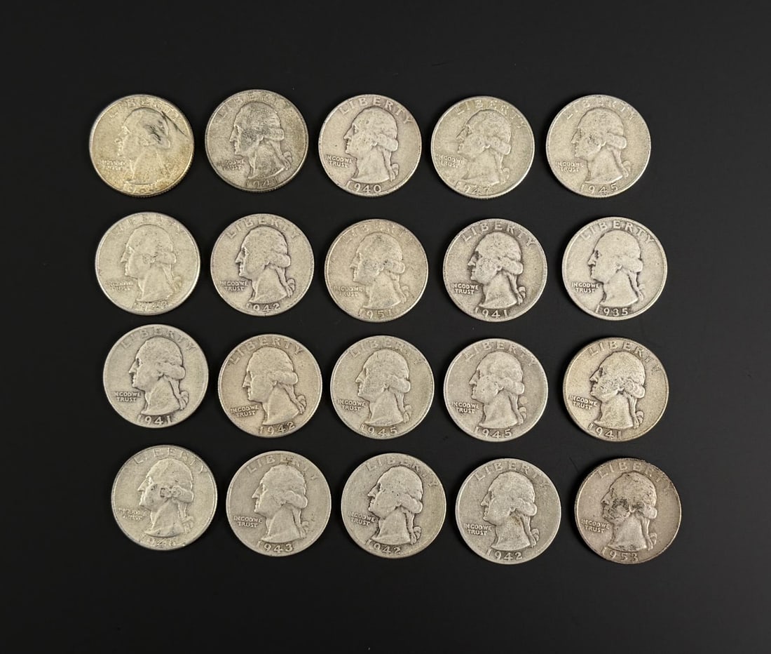 Collection of Washington Silver Quarters: Nice grouping. Lot requires payment via non credit card only.
