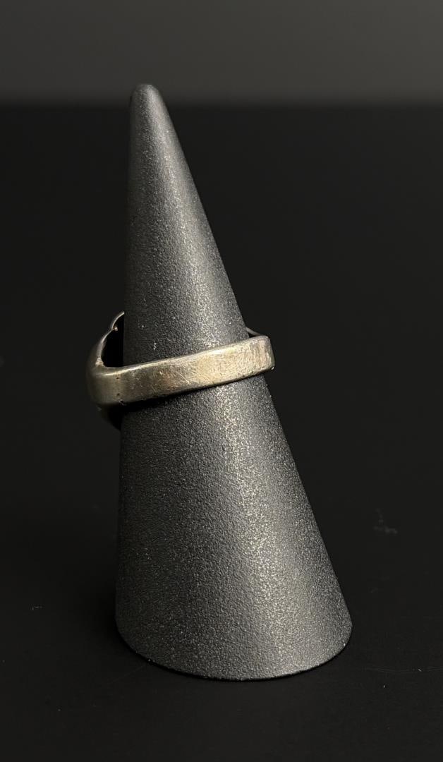 Sterling Silver R Monogram Ring - 3