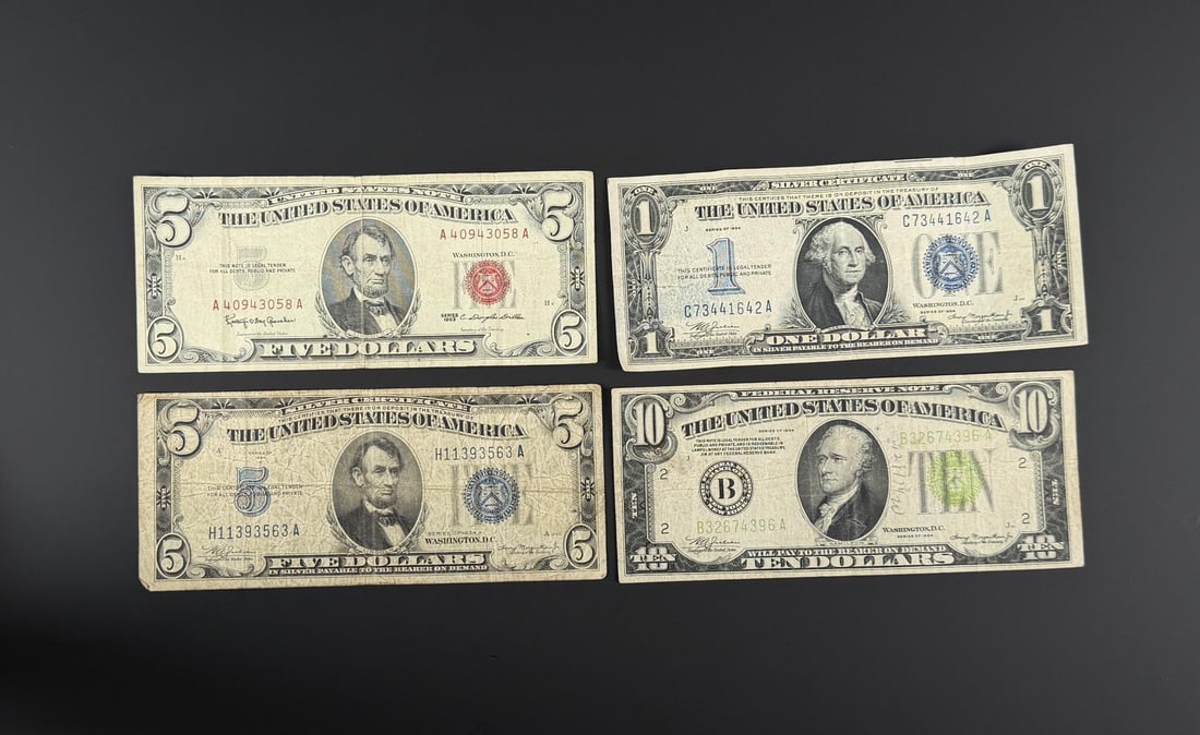 Collection of United States Bills Notes $1 $5 $10 (1 of 3)