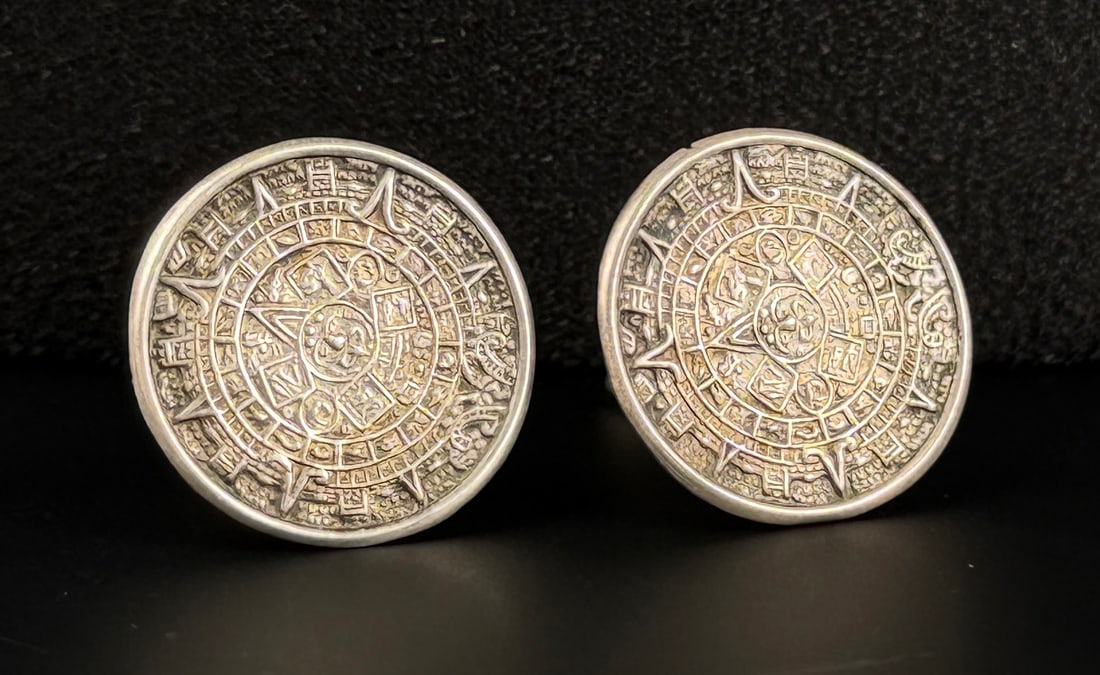 Sterling Silver Mexican Mayan Calendar Cufflinks: 7/8" by 7/8" each. 7.8 grams. Mexico .925 sterling silver.