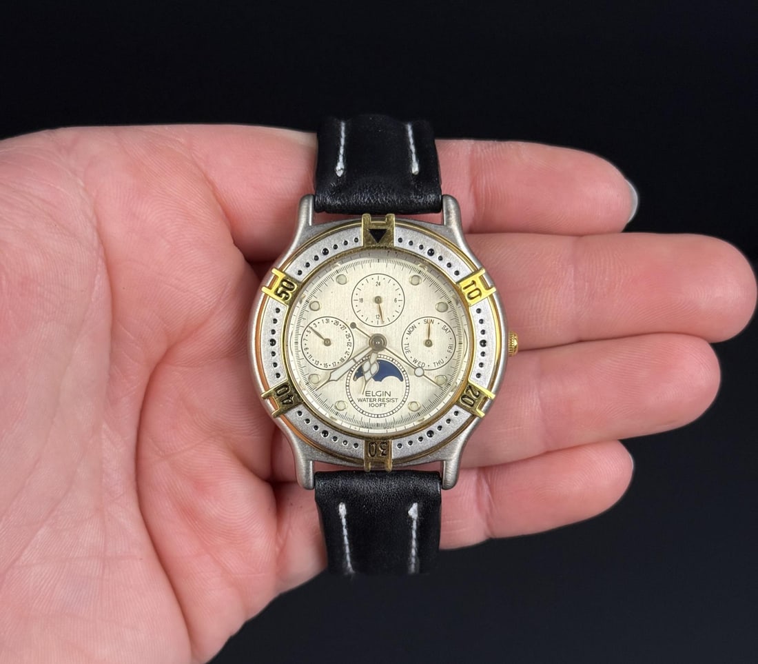 Elgin Calendar Moon Phase Quartz Watch: Working but needs a new battery.