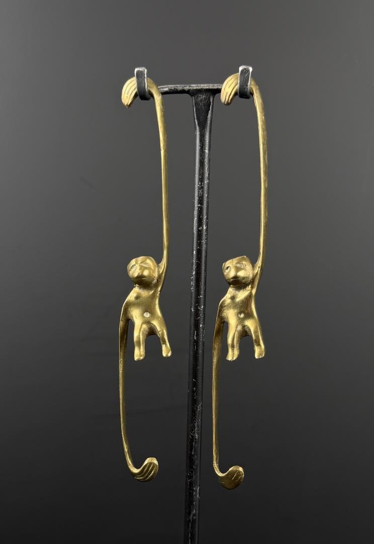 Walter Bosse Brass Monkey Wardrobe Hooks (1 of 3)