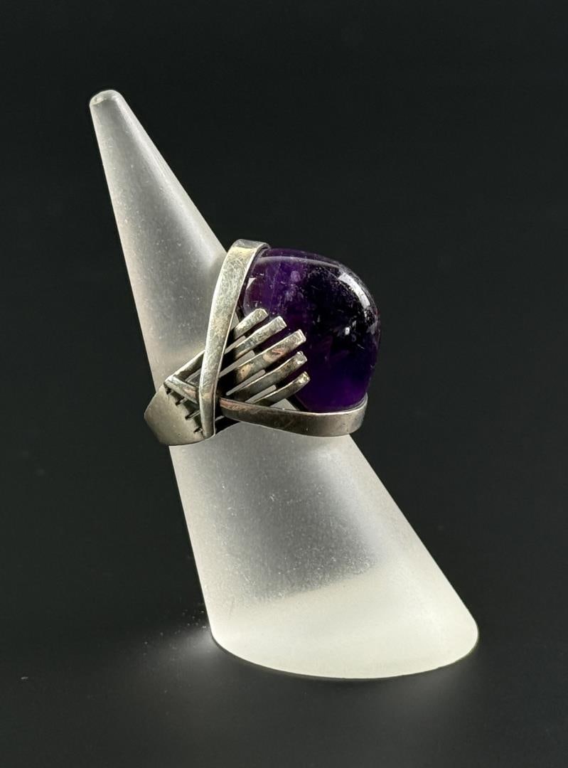 JPPE Sterling Silver Amethyst Ring: Size 6.5. 8.28 grams.
