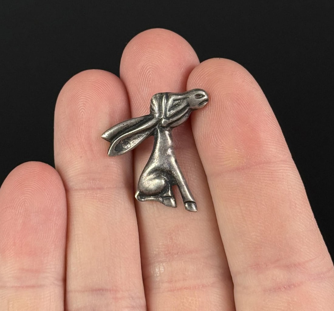 Mexican Sterling Silver Donkey Brooch: 7/8" by 7/8". 3.70 grams.