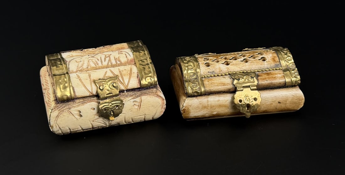 Camel Bone Inlay Trinket Boxes (1 of 6)