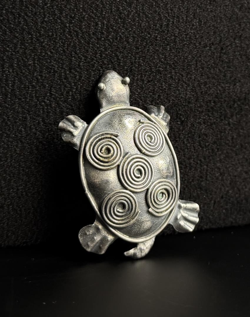 Peru Sterling Silver Turtle Brooch (1 of 4)