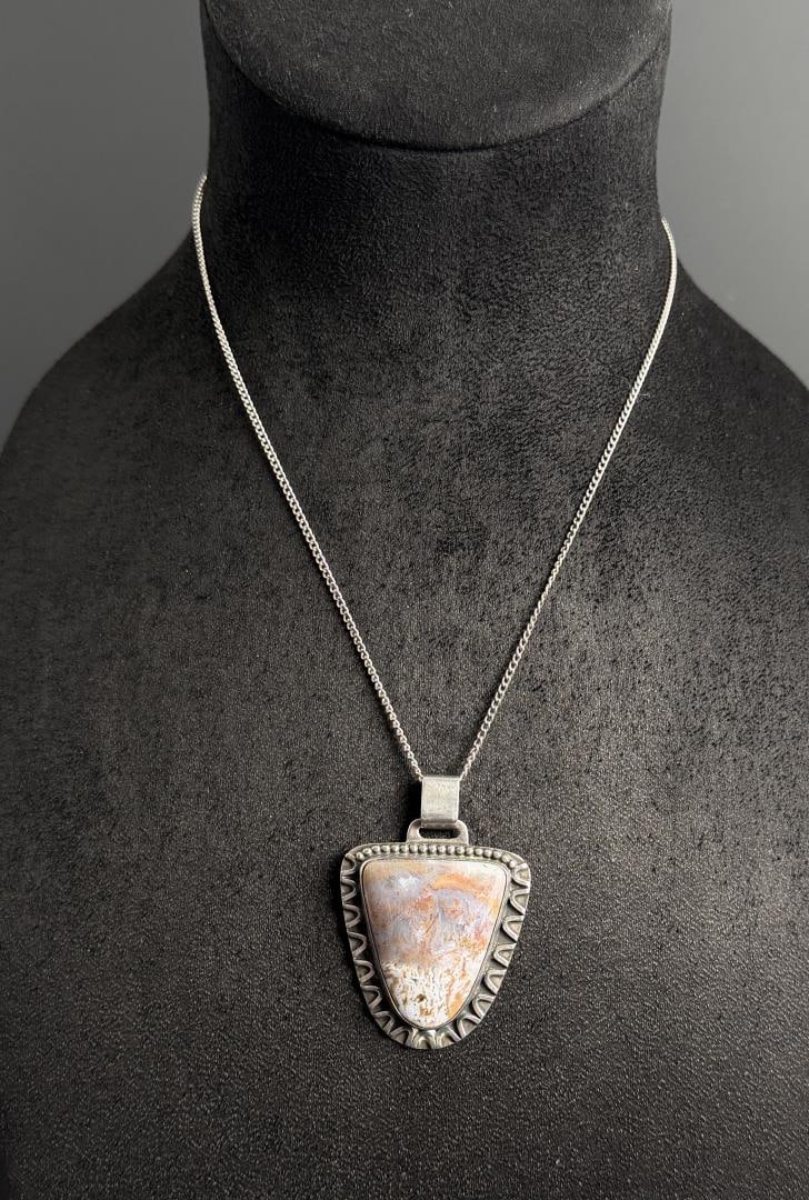 Sterling Silver Laguna Agate Necklace (1 of 4)