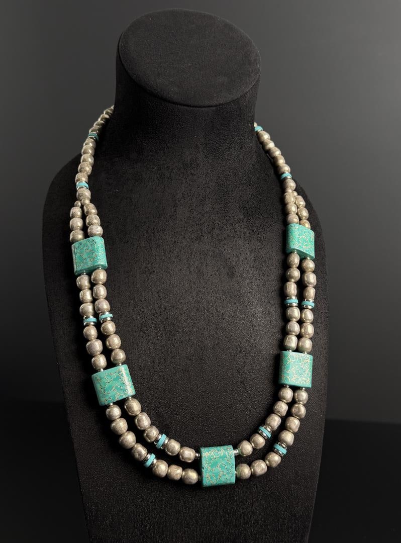 Southwest Trading Post Turquoise Necklace (1 of 5)
