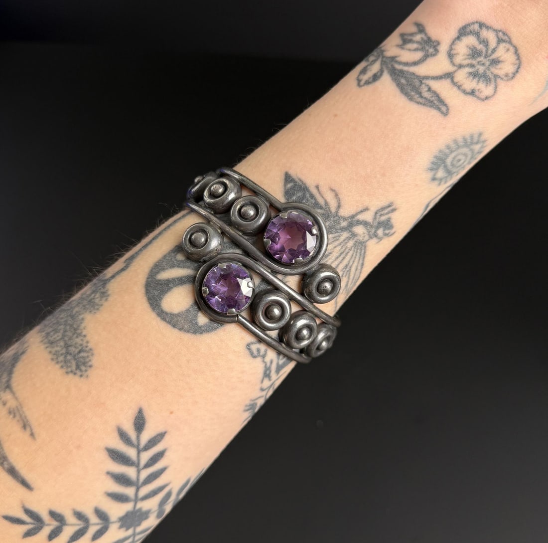 Los Ballesteros Taxco Sterling Amethyst Bracelet: 6 1/2" inner circumference. 65.20 grams.