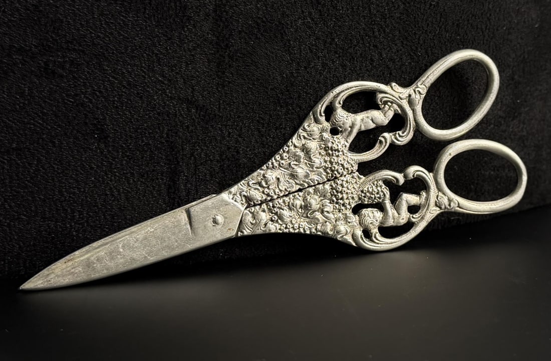 Victorian .800 Silver Grape Scissors Shears - 2