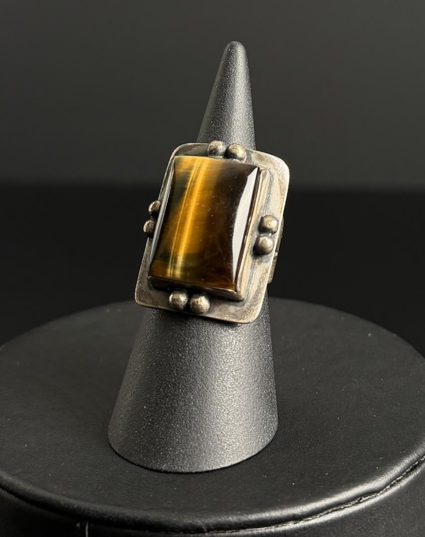John Wendt Sterling Silver Tigers Eye Ring: Size 7 1/2. 15.5 grams