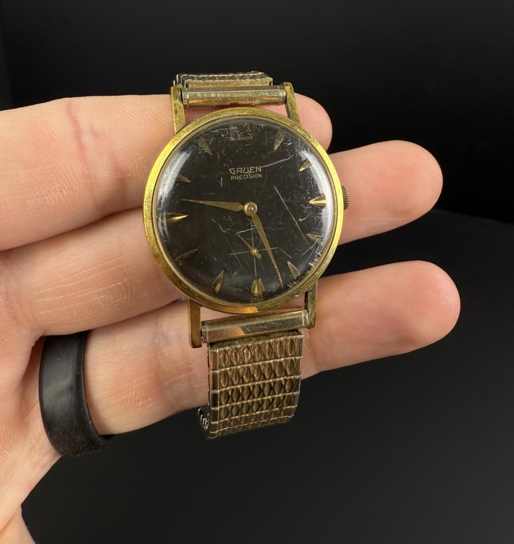 Gruen Precision James Bond Watch: Working